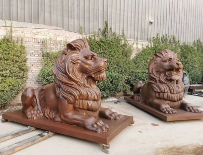Cast bronze lions for garden decoration