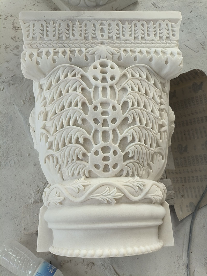 Hand carved white marble capital for outdoors usage