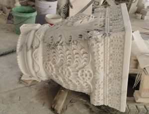 Hand carved white marble capital for outdoors usage